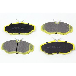 SFP500150P - Discovery 2 Front Brake Pads (Vented Discs) Performance